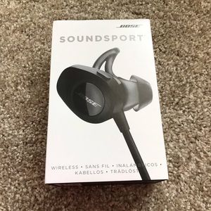 Black Bose SoundSport in ear wireless headphones